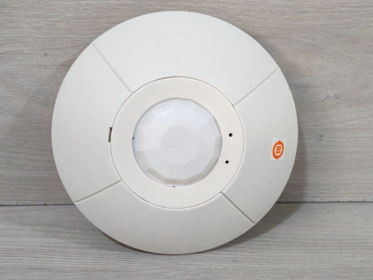 Lutron LOS-CIR-1500-WH Lutron LOS-CIR-1500-WH Occupancy Sensor Infrared Ceiling Mount 360° 3