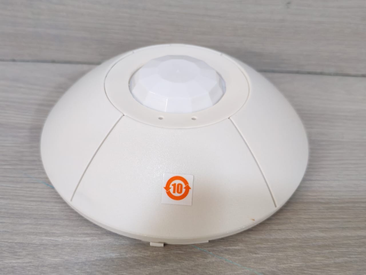Lutron LOS-CIR-1500-WH Lutron LOS-CIR-1500-WH Occupancy Sensor Infrared Ceiling Mount 360° 4