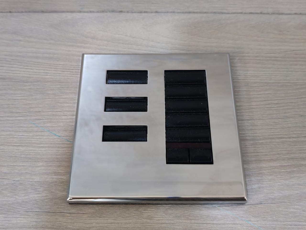 Lutron QSWER-8BRLIRN-BC Lutron QSWER-8BRLIRN-BC Button/Faceplate Kits without Frame Insert 3