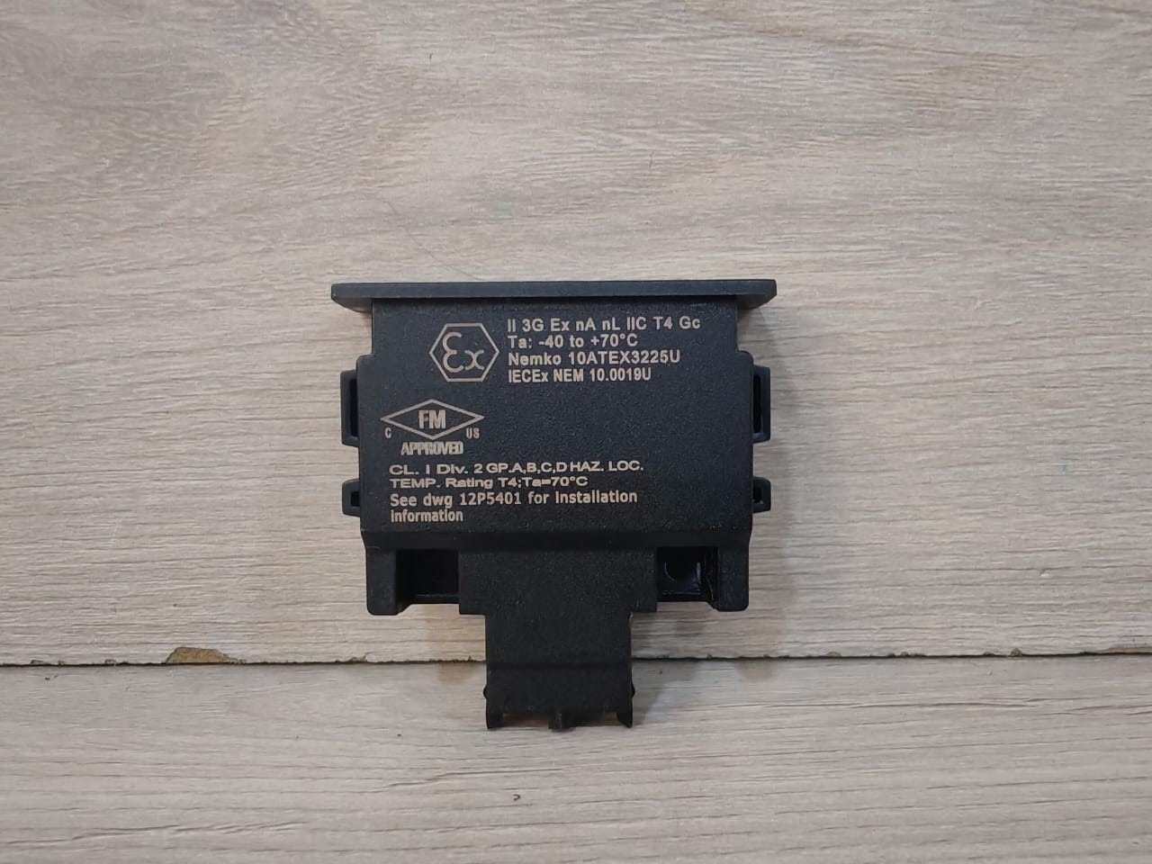 FISHER ROSEMOUNT KL4501X1-BH1 FISHER ROSEMOUNT KL4501X1-BH1 ADDRESS Plug No.8 12P4983X242 REV. E 2