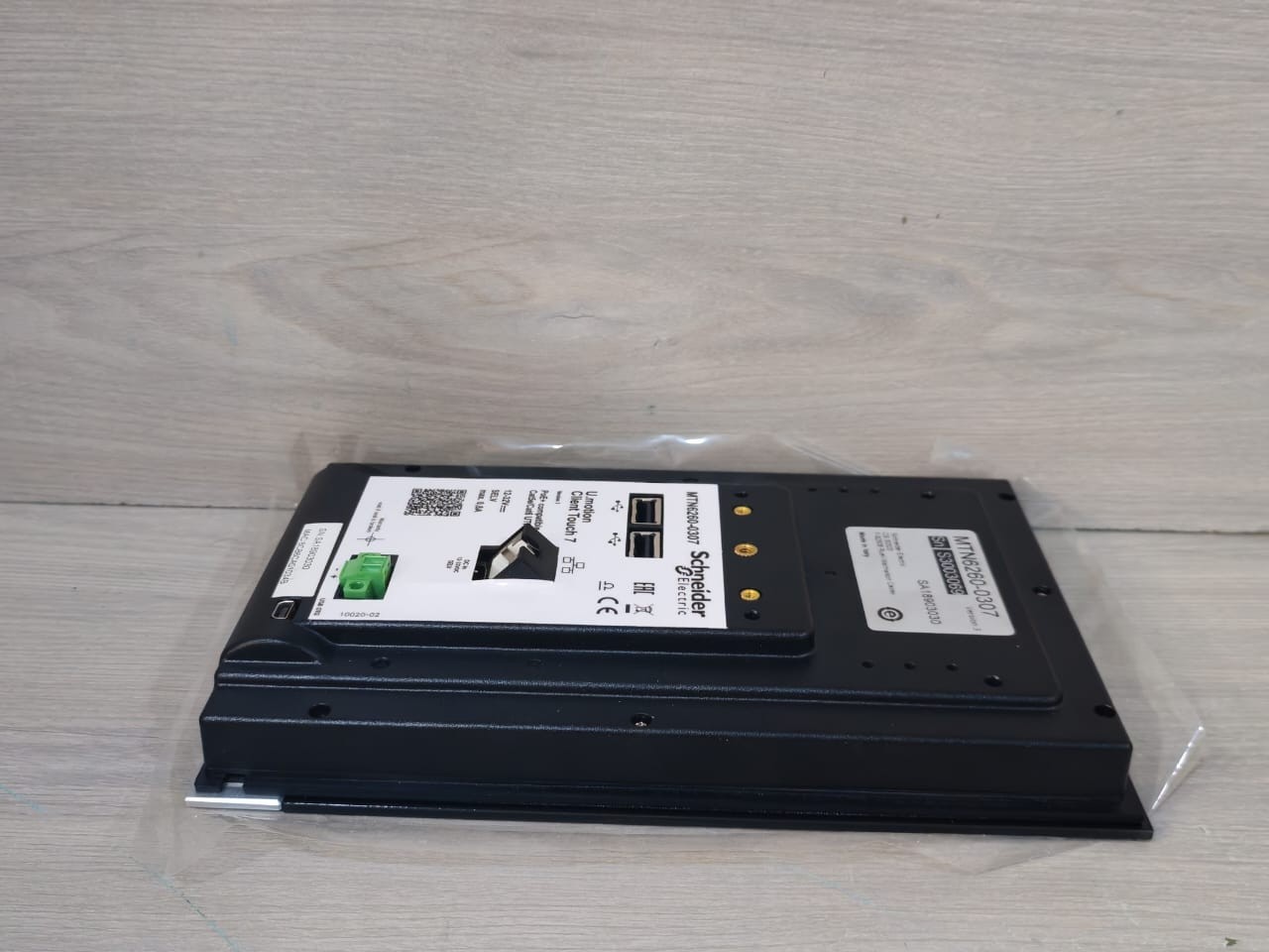 Schneider Electric MTN6260-0307 Schneider Electric MTN6260-0307 Ver.3 U.Motion Client Touch 7 9
