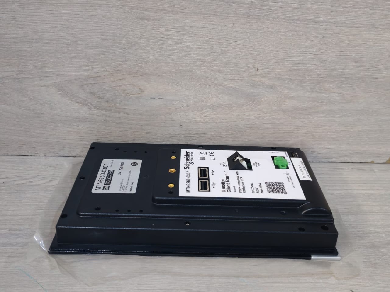 Schneider Electric MTN6260-0307 Schneider Electric MTN6260-0307 Ver.3 U.Motion Client Touch 7 10