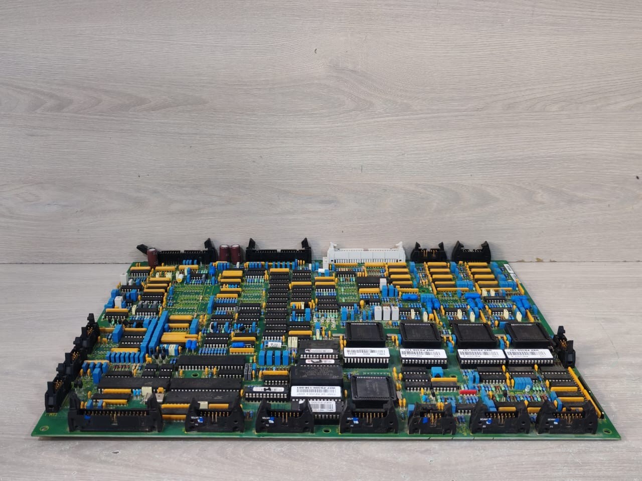 GUTOR 640-1017 GUTOR BY SCHNEIDER ELECTRIC OP2446 / 640-1017 REV 01 MAIN PROCESSOR BOARD 10