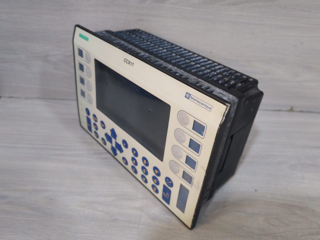 Telemecanique TCCX1730LWR Telemecanique CCX17 Modicon TCCX1730LWR Operator Panel 5