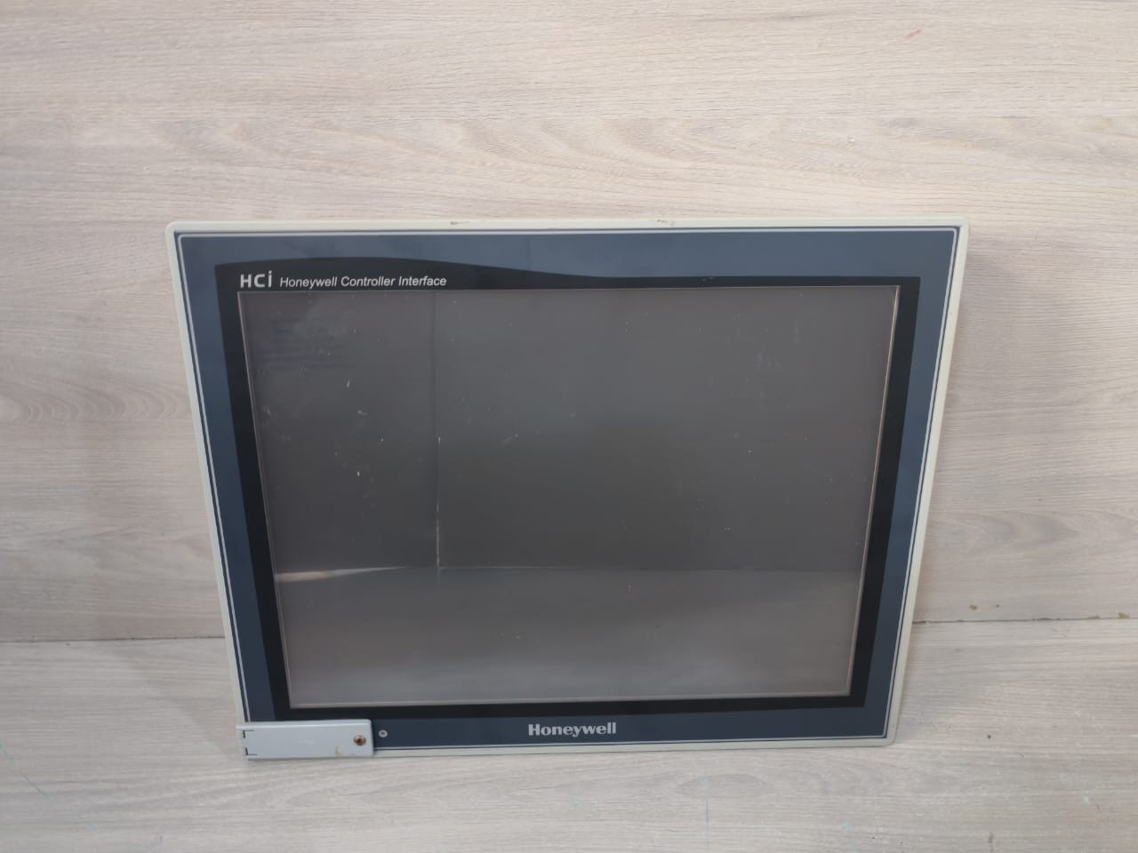 Honeywell HCIX15-TE-FA-NK Honeywell HCiX15-TE-FA-NK HCI Controller Interface 7
