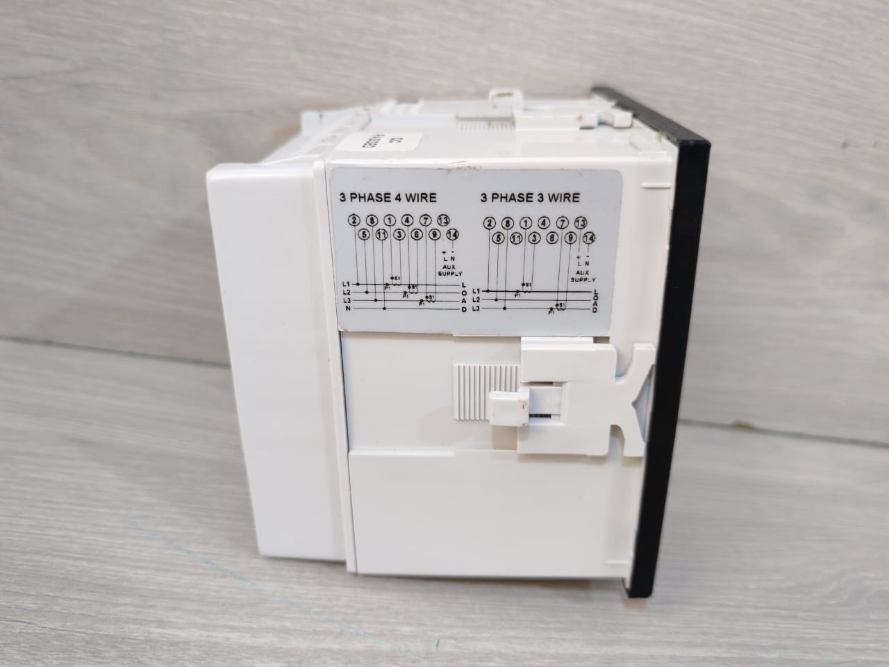 rishab Rish Master 3430 Rish Master 3430 Multi-Function Meter 300V with RS485 + two pulse output 8