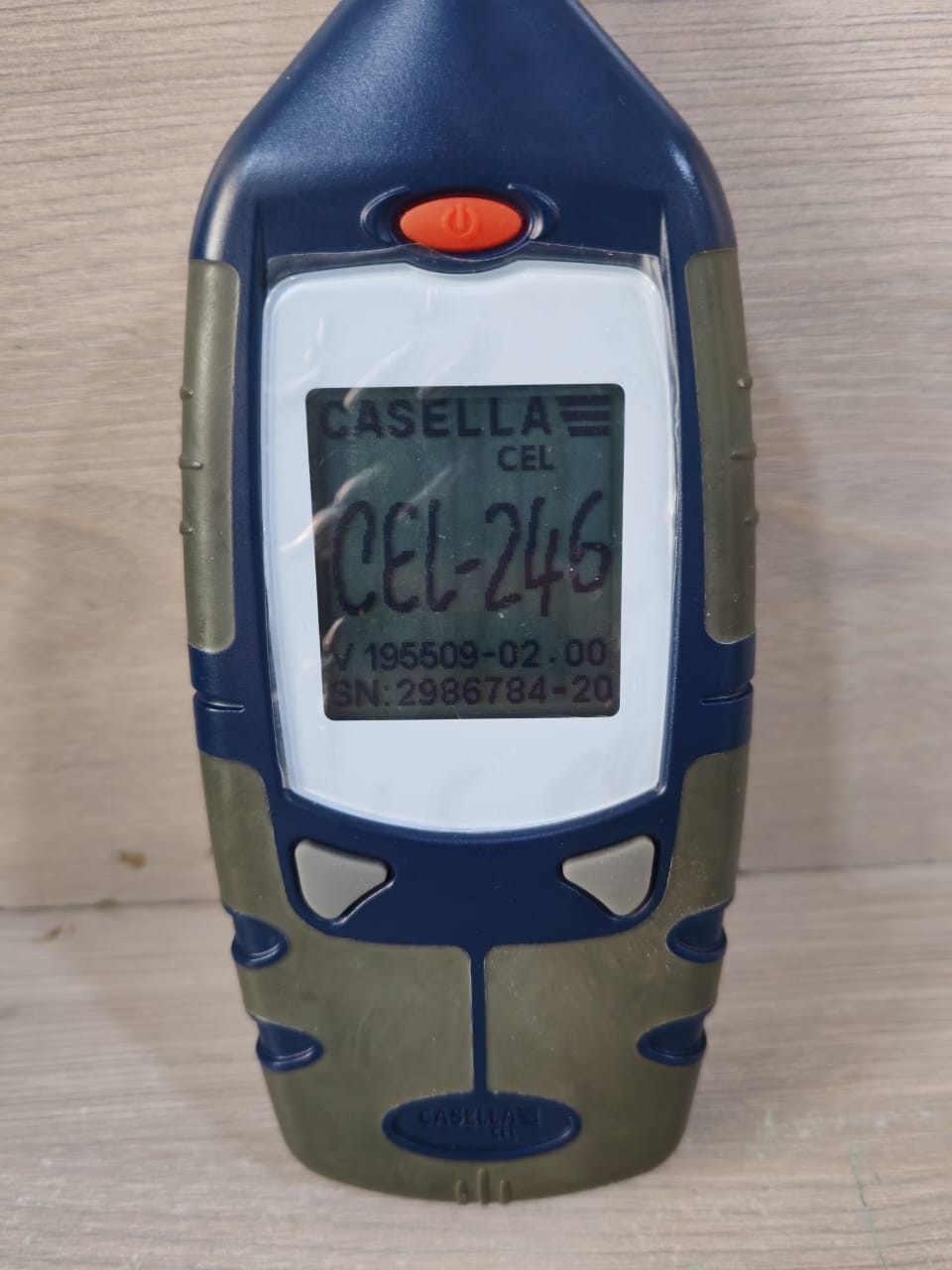 CASELLA CEL-246 W/ CEL-120/2 CASELLA CEL-246 SOUND LEVEL METER & CALIBRATOR CEL-120/2-INCOMPLETE ACCS 2