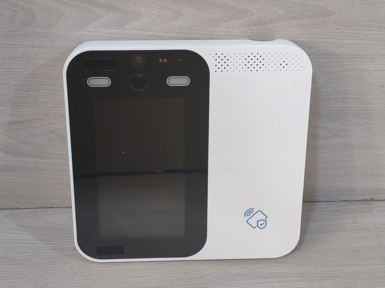 Livmote HD05-20 Livmote HD05-20 Facial Recognition & Thermal Scan Device HD0520MF3N 2