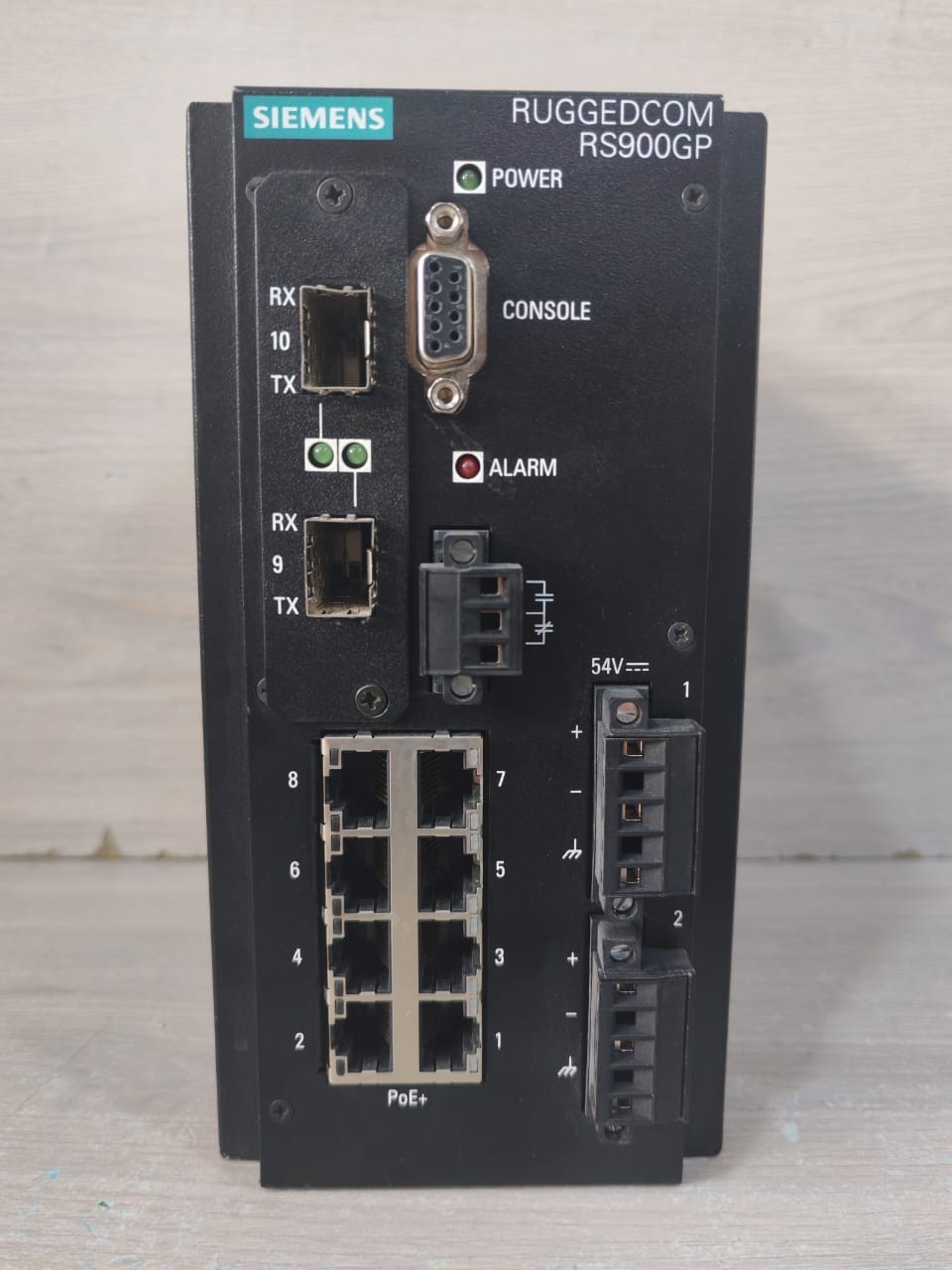 SIEMENS RUGGEDCOM RS900GP-D-FG52-XX ETHERNET SWITCH