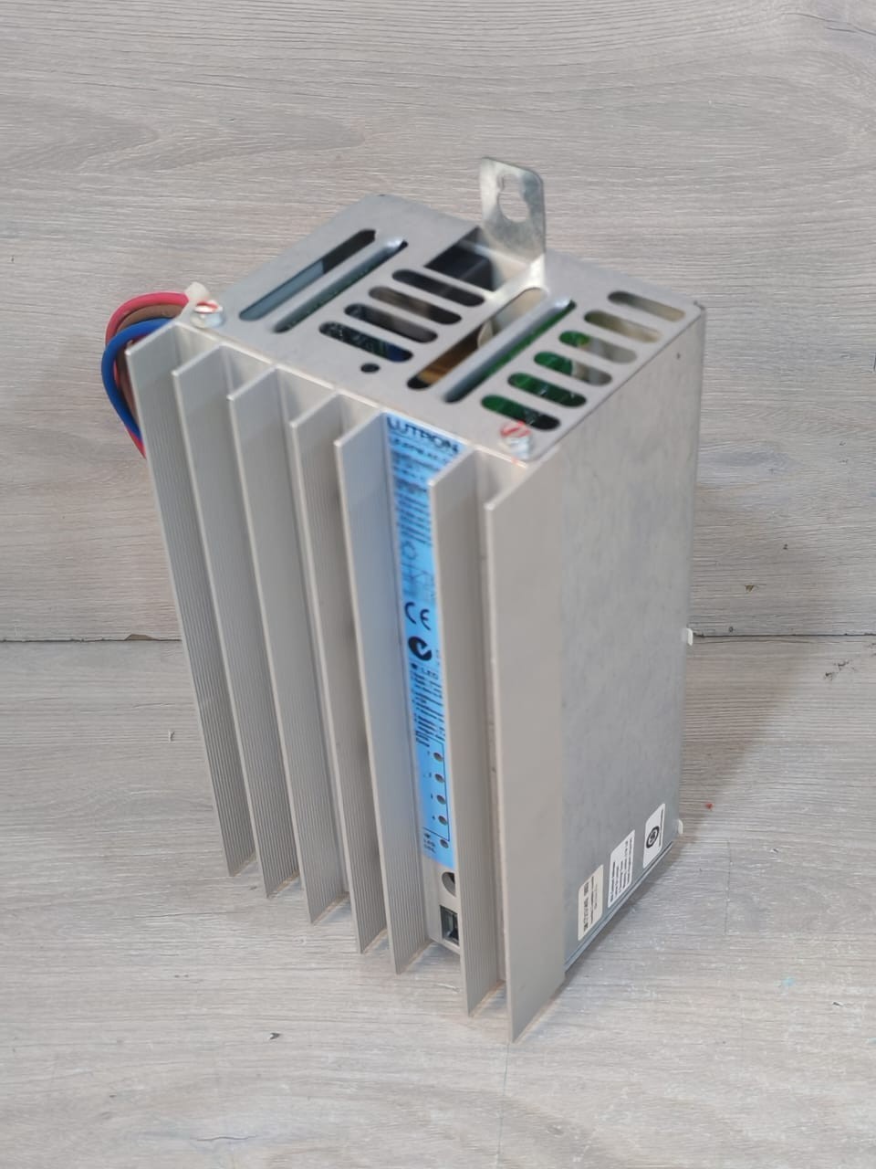 Lutron LP-RPM-4A-230 LUTRON LP-RPM-4A-230 REMOTE POWER MODULE 220-240V 5