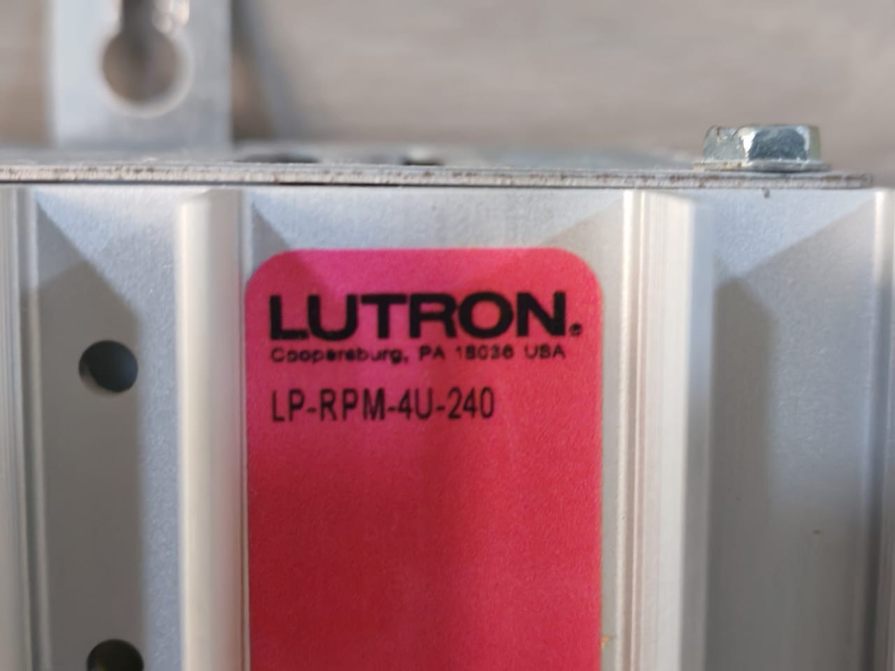 Lutron LP-RPM-4A-230 LUTRON LP-RPM-4A-240 REMOTE POWER MODULE 240V 3