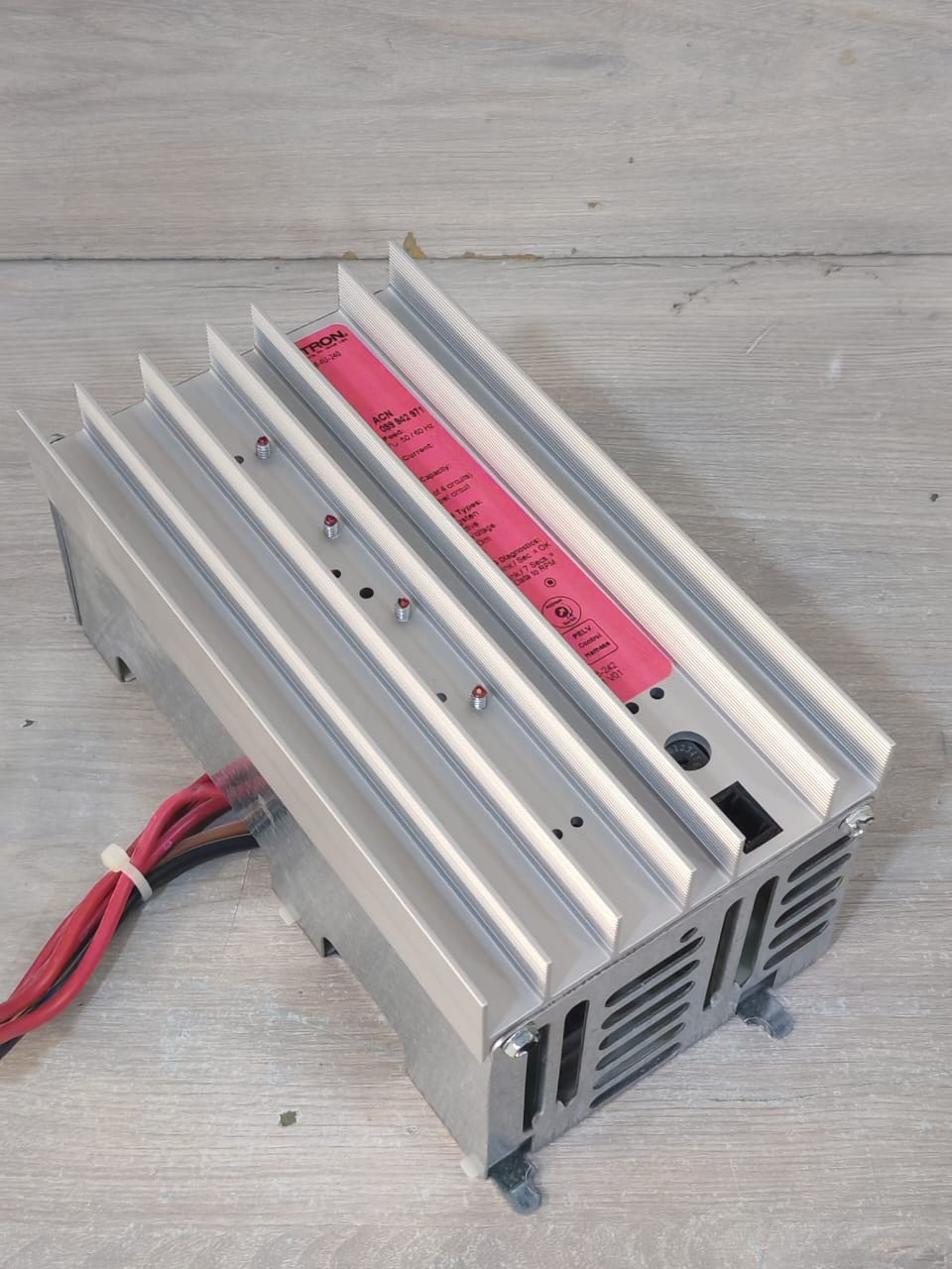 Lutron LP-RPM-4A-230 LUTRON LP-RPM-4A-240 REMOTE POWER MODULE 240V 5