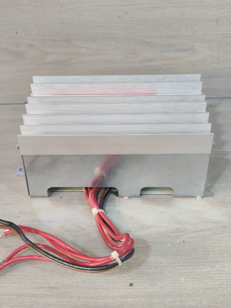Lutron LP-RPM-4A-230 LUTRON LP-RPM-4A-240 REMOTE POWER MODULE 240V 9