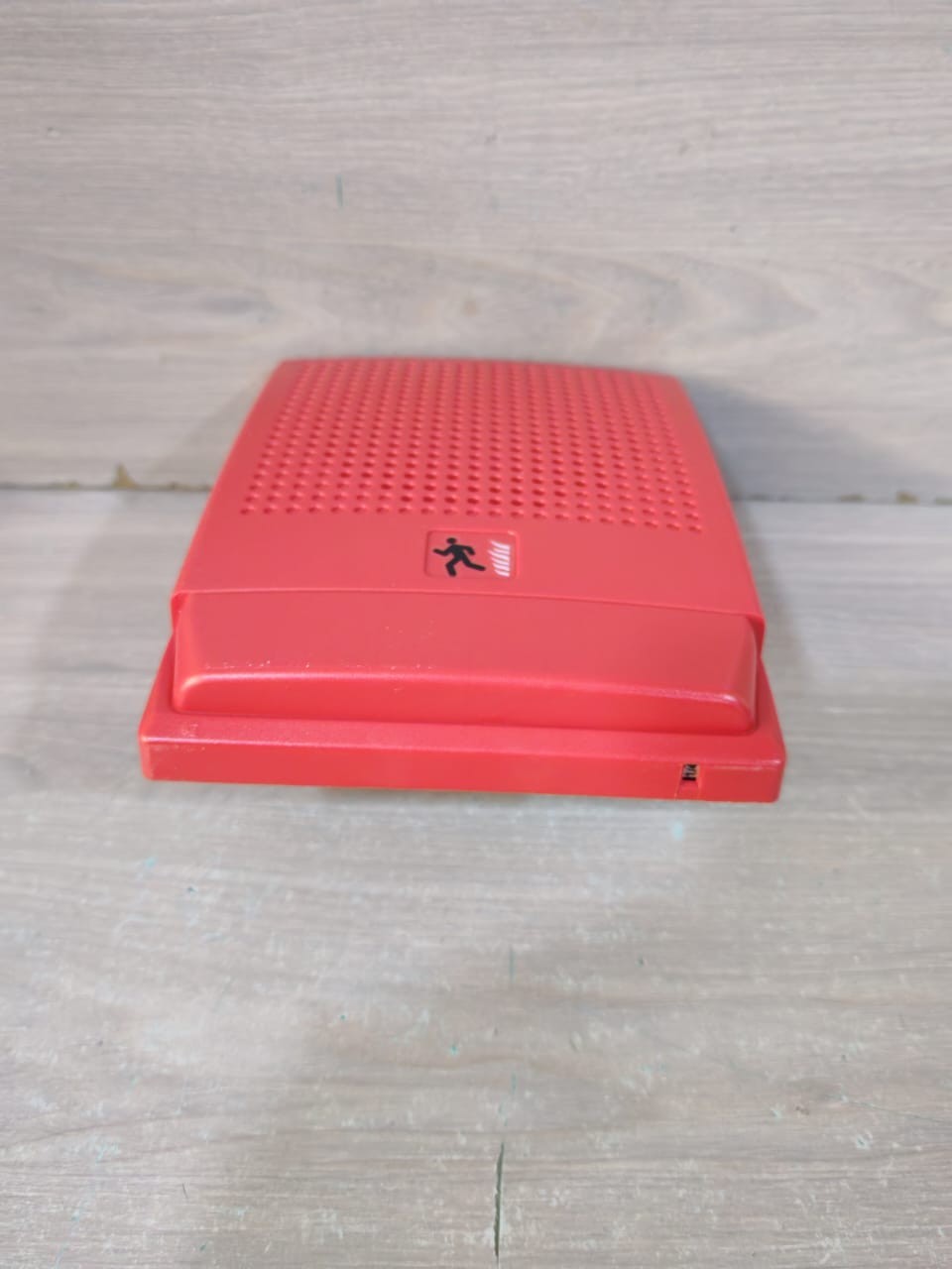 EST G4HFRN-S7 EST G4HFRN-S7 HF INDOOR WALL SPEAKER REV.01 70V 5