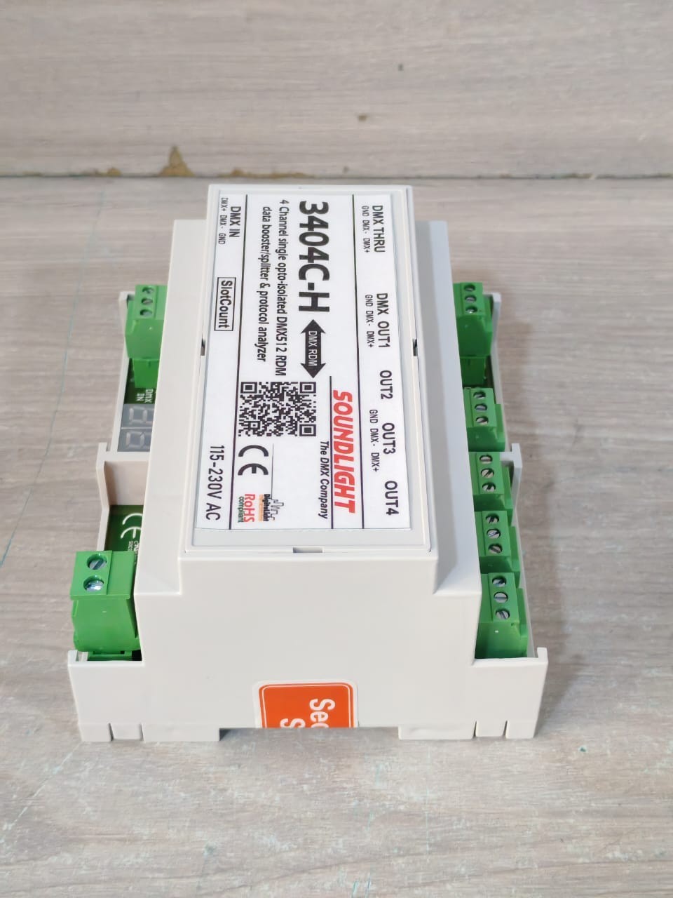 SONDLIGHT 3404C-H SOUNDLIGHT 3404C-H 4 CHANNEL SINGLE OPTO-ISOLATED DMX5 12 RDM DATA BOOSTER 230V 7