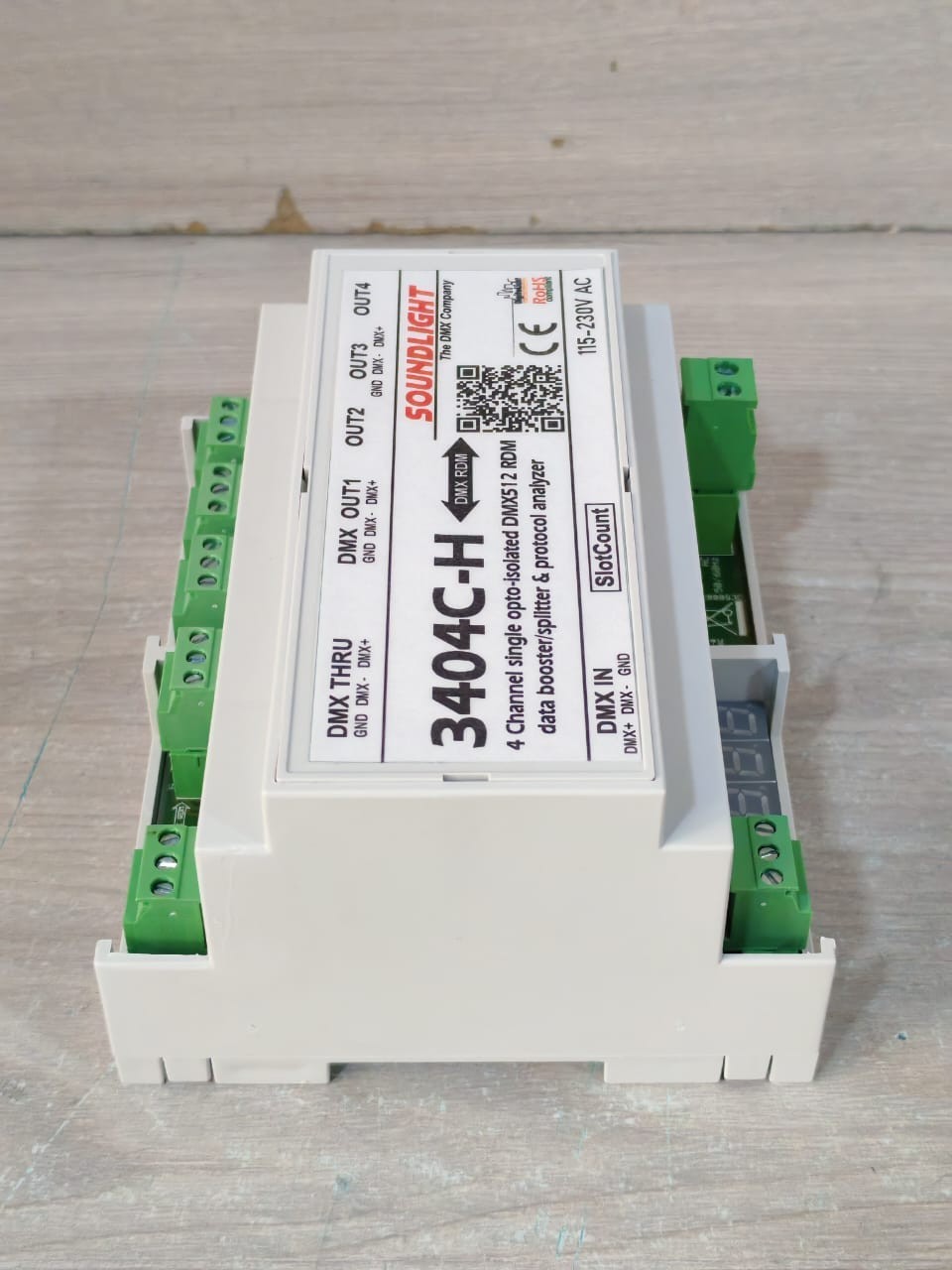 SONDLIGHT 3404C-H SOUNDLIGHT 3404C-H 4 CHANNEL SINGLE OPTO-ISOLATED DMX5 12 RDM DATA BOOSTER 230V 8