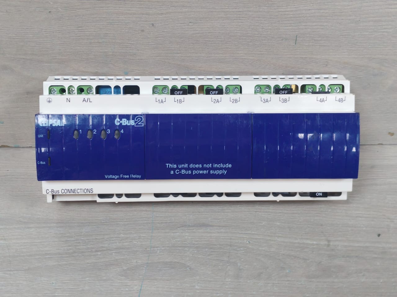 CLIPSAL C-BUS2 L5504RVF20 / LE5504TRVF20 4-CHANNEL VOLTAGE FREE RELAY (MFG-2009)