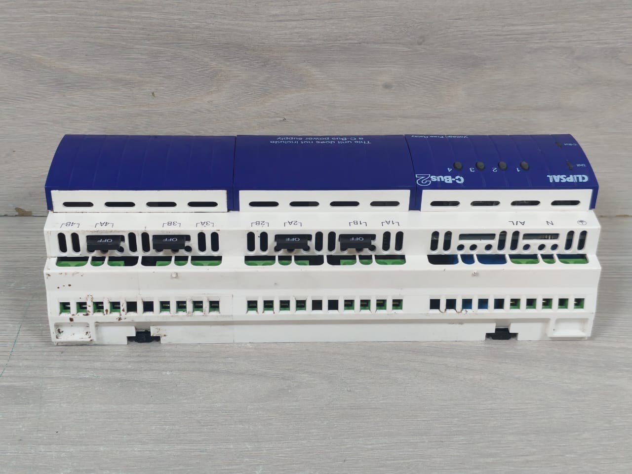 Clipsal MFG-2010 CLIPSAL C-BUS2 L5504RVF20 / LE5504TRVF20 4-CHANNEL VOLTAGE FREE RELAY (MFG-2010) 6