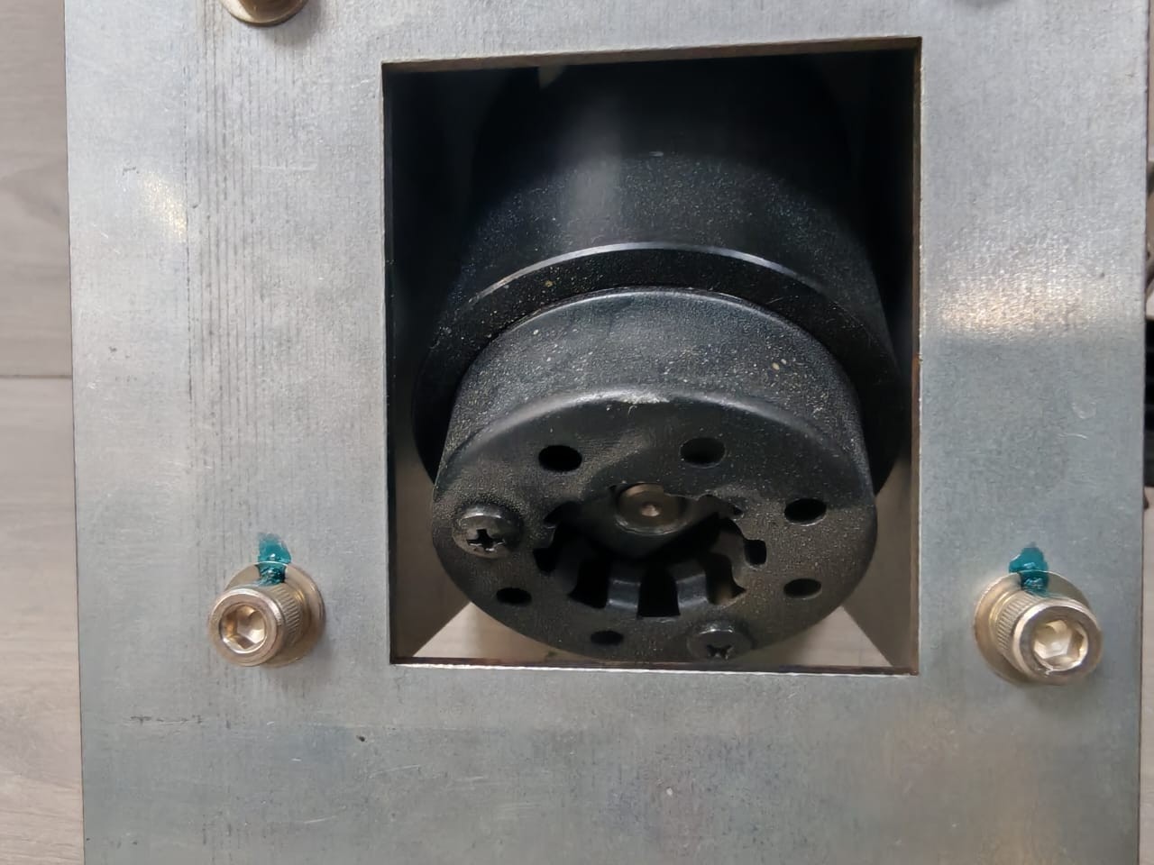 Fanuc A04B-0815-C414 Fanuc Shutter Unit Laser A04B-0815-C414 9