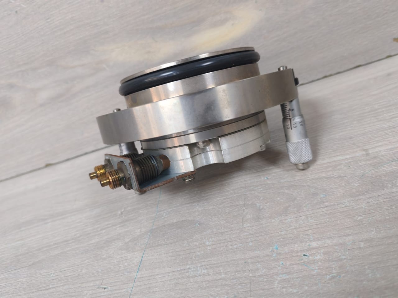 Fanuc C4000I-B Fanuc Laser Mirror Assembly 12mm Removed from Fanuc Laser C4000i-B 6