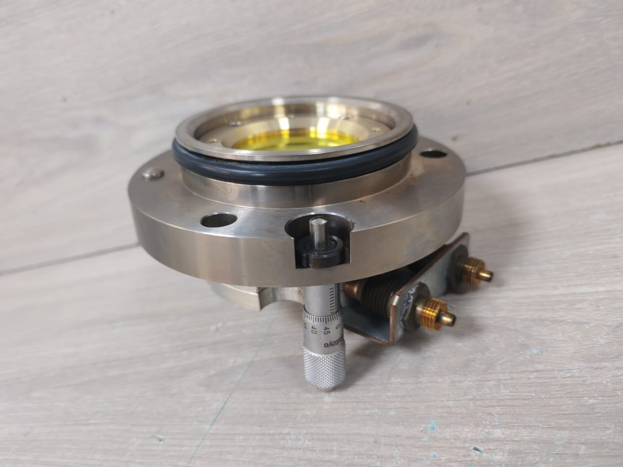 Fanuc C4000I-B Fanuc Laser Mirror Assembly 12mm Removed from Fanuc Laser C4000i-B 9