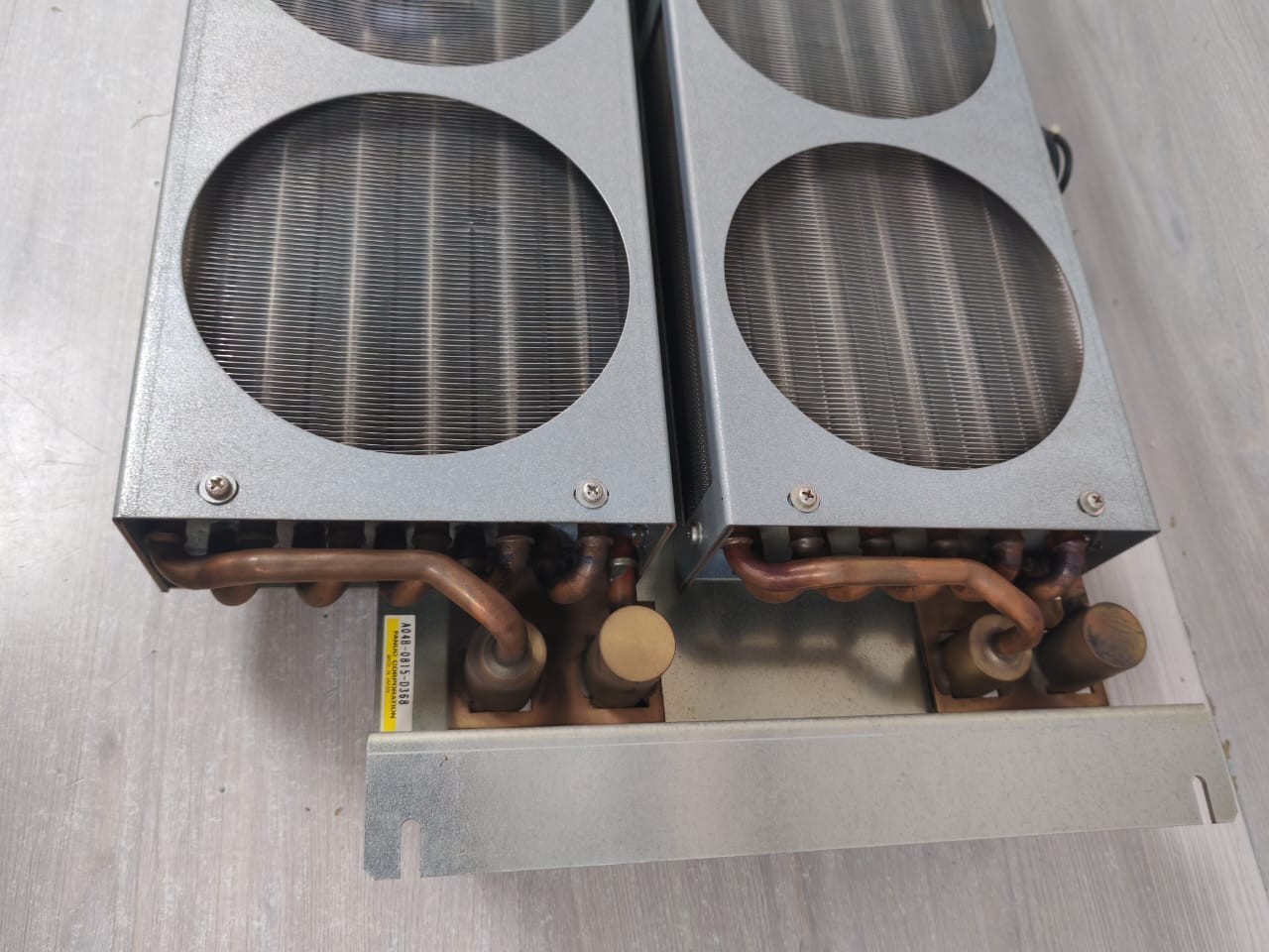 FANUC A04B-0815-C362 Fanuc A04B-0815-D368 Heat Exchanger with fan A04B-0815-C362 5