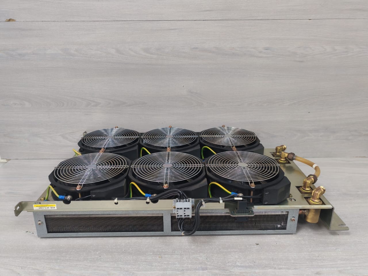 FANUC A04B-0815-C362 Fanuc A04B-0815-D368 Heat Exchanger with fan A04B-0815-C362 9