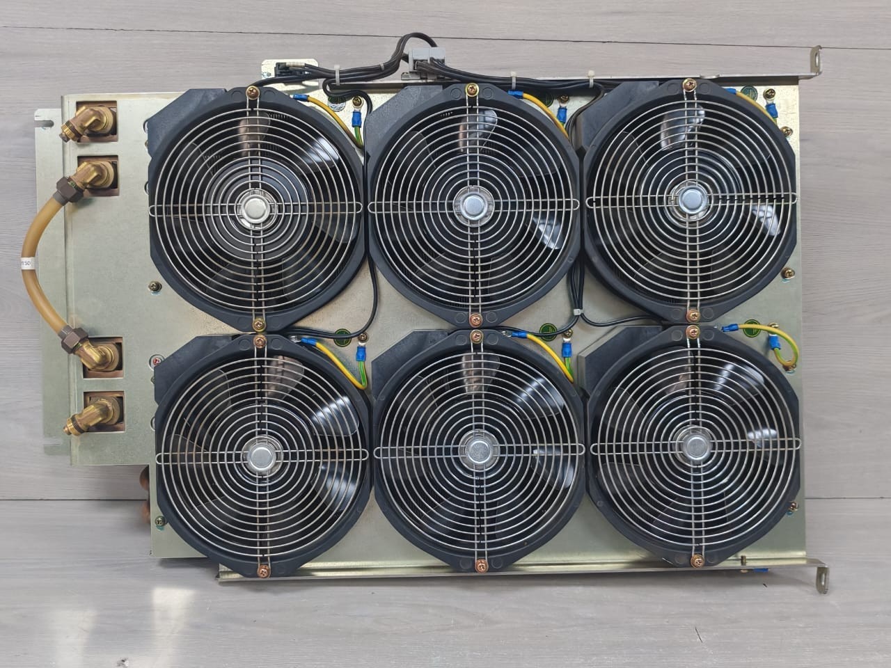Fanuc A04B-0815-D368 Heat Exchanger with fan A04B-0815-C362
