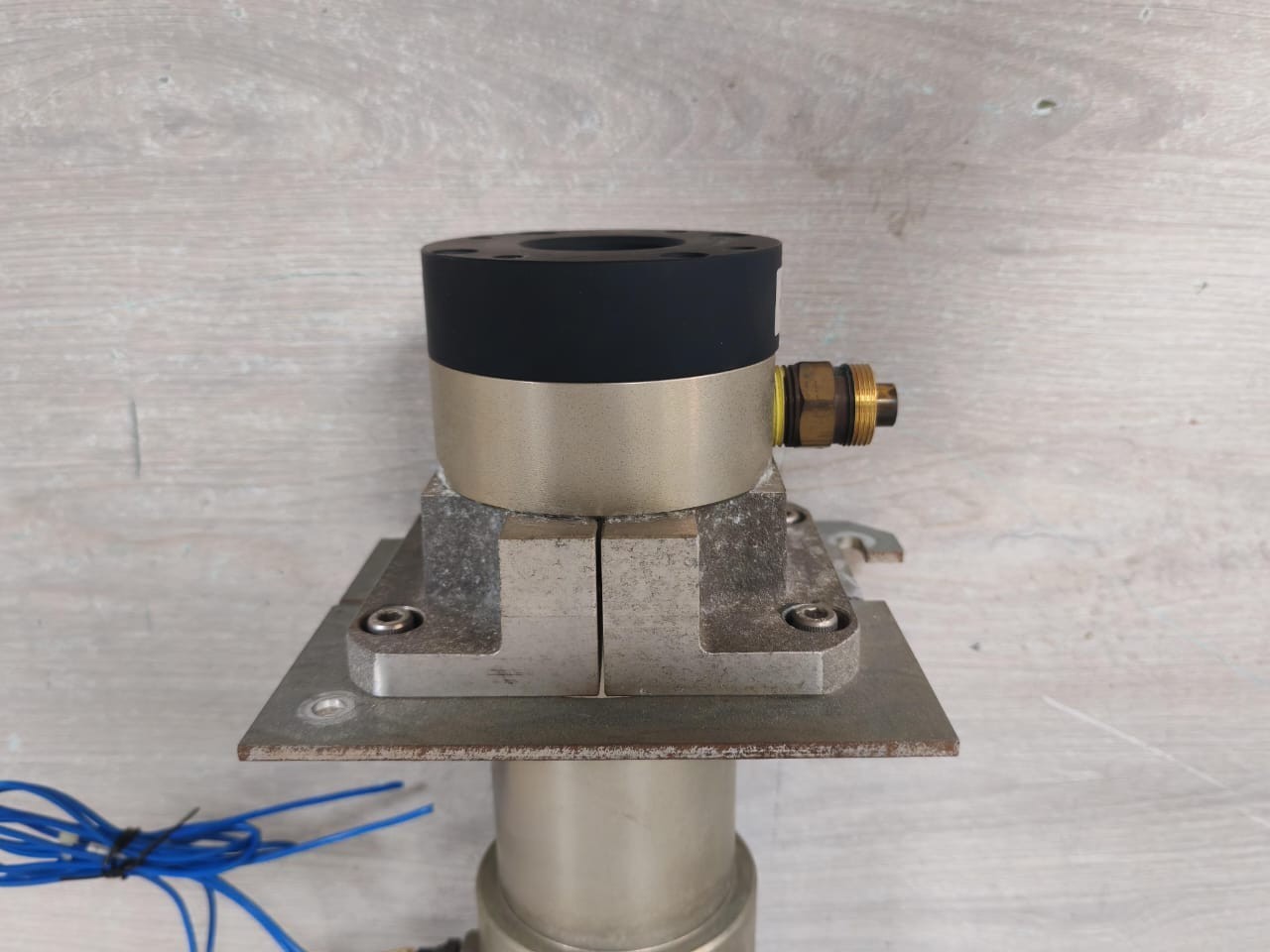 FANUC A97L-0201-0972 A5147K 183 FANUC FO A97L-0201-0972 A5147K 183 LASER BEAM ABSORBER 10