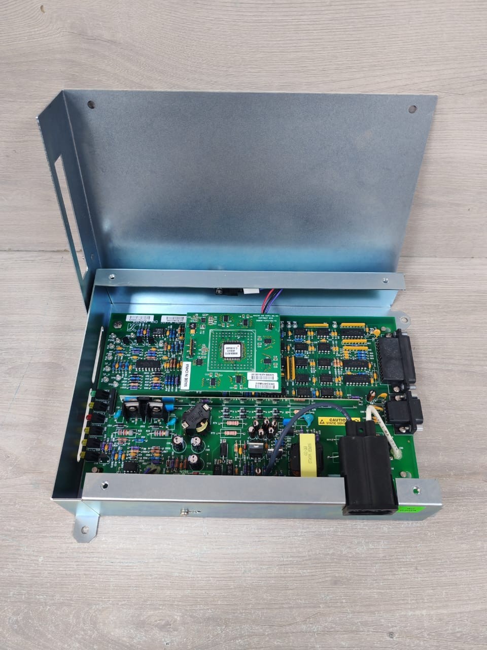 KULICKE & SOFFA N08888-4169-000-17/ N08888-1221-000-05 EFO BOX UNIT