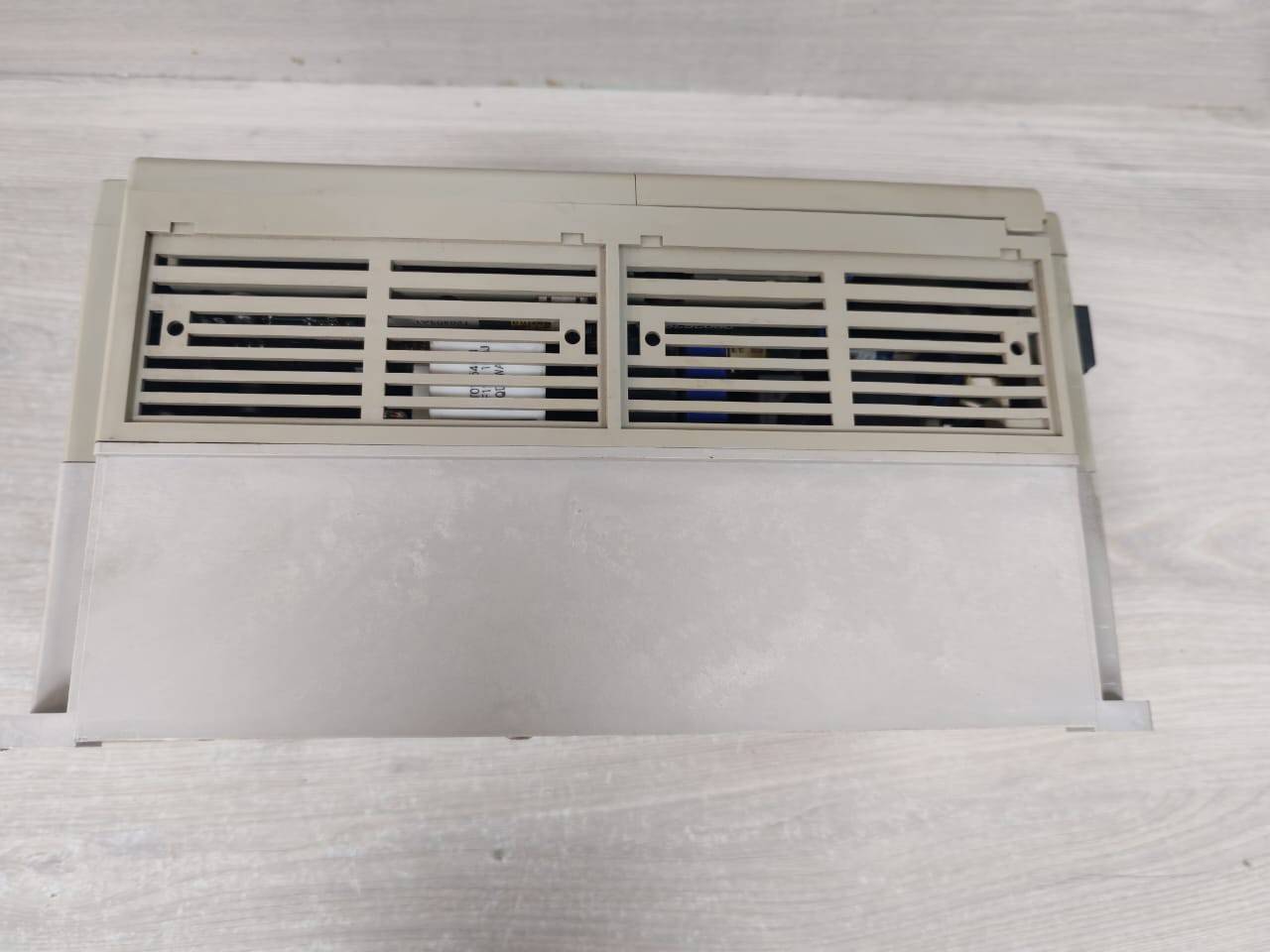 Hitachi SJH300-8LF HITACHI SJH300-8LF 5.5 KW 7.5 HP 7