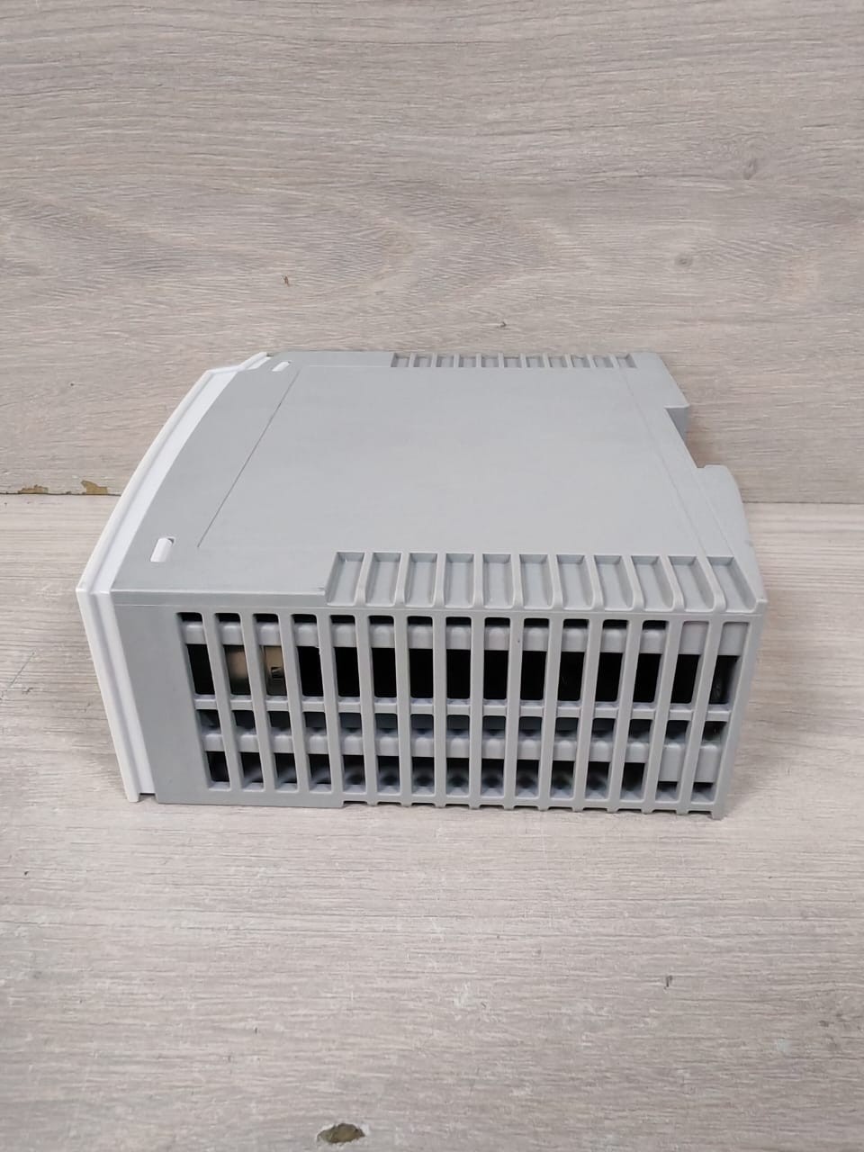 Phoenix Contact 2702881 PHOENIX CONTACT FL NAT 2008 Industrial Ethernet Switch 2702881 24VDC 0.35A 5