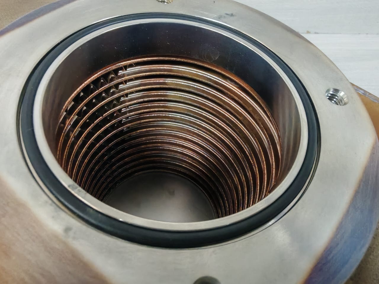 Fanuc A97L-0201-0691/B Fanuc A97L-0201-0691/B Laser Heat Exchanger 4