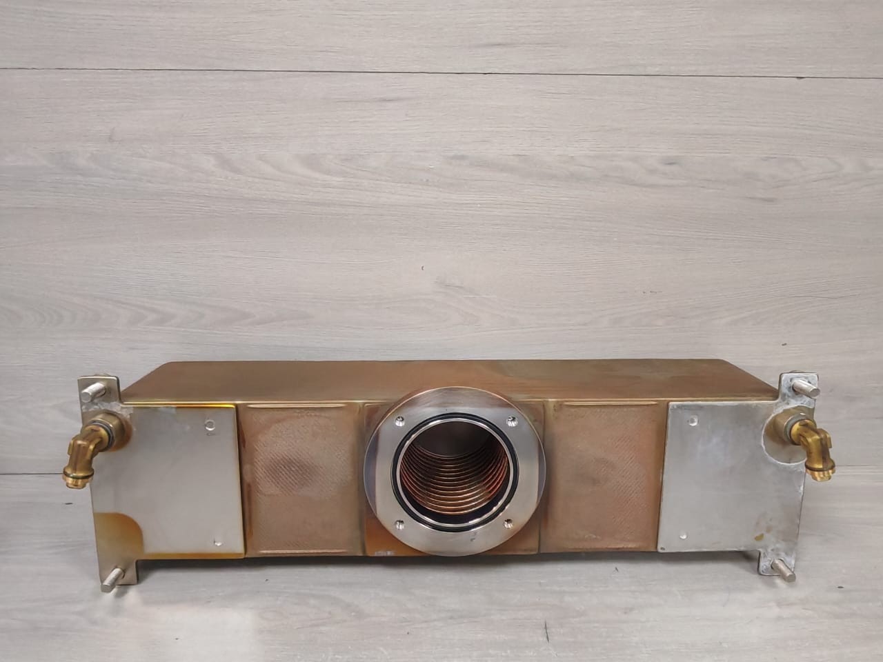 Fanuc A97L-0201-0691/B Laser Heat Exchanger