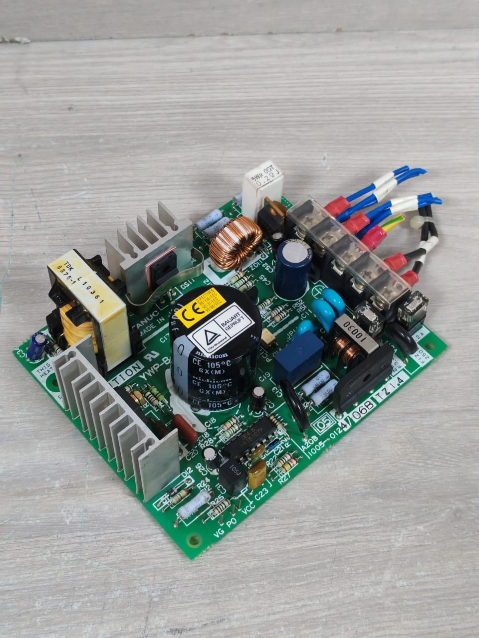 FANUC A20B I005-0124/06B TZ01.4 / A350-I005-T122/05 FANUC A20B I005-0124/06B TZ01.4 / A350-I005-T122/05 PCB CARD 2