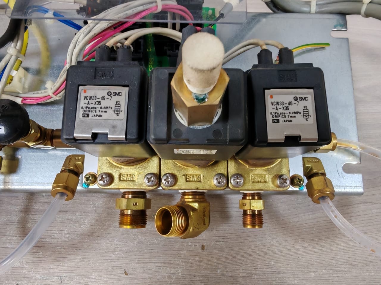 Fanuc A04B-0815-C403 FANUC A04B-0815-C403 GAS EXHAUST CONTROLLER 5