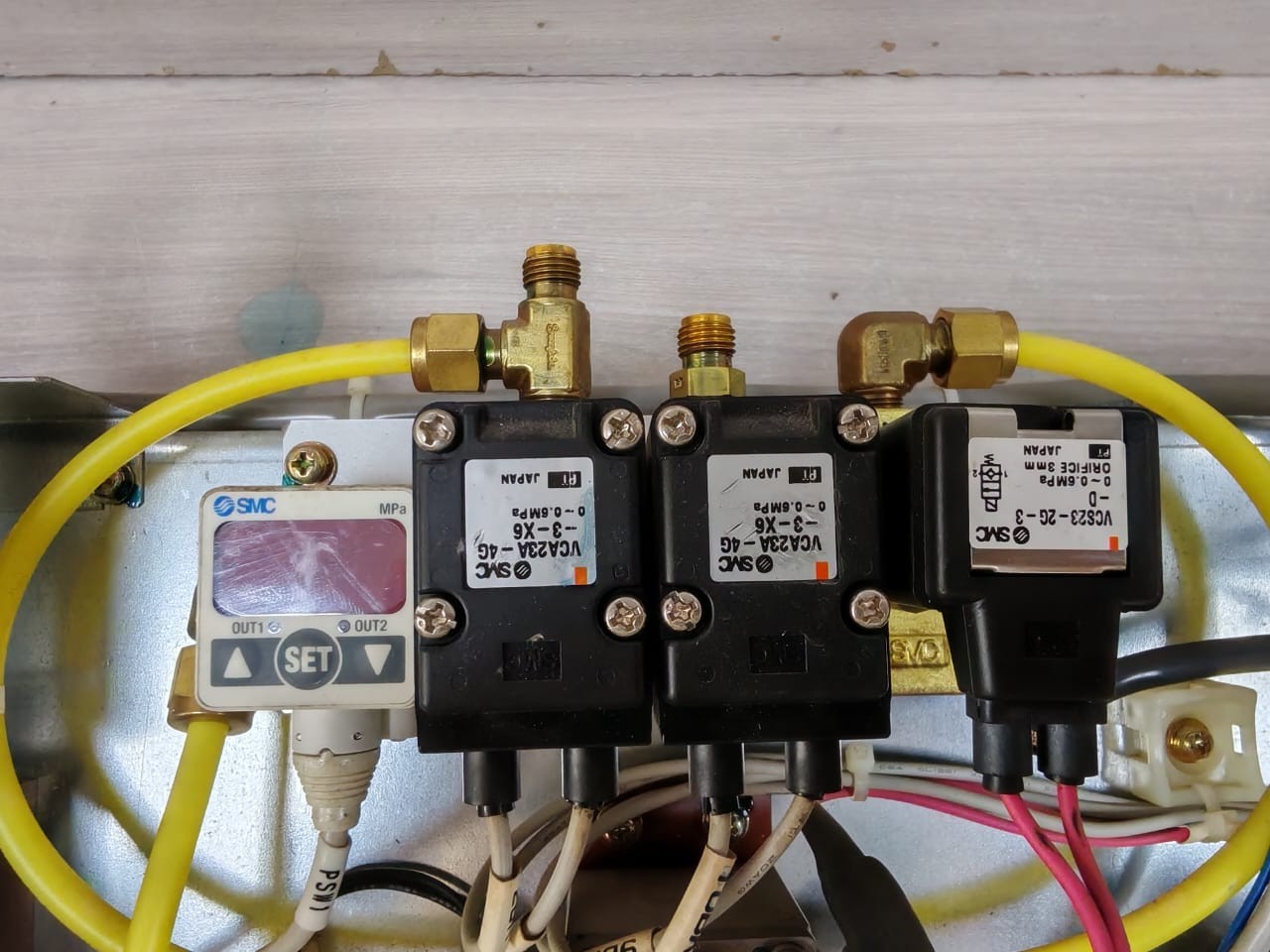 Fanuc A04B-0815-C403 FANUC A04B-0815-C403 GAS EXHAUST CONTROLLER 6
