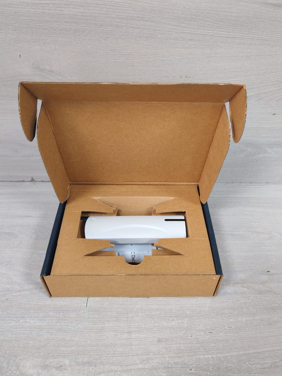 VANDERBILT P/N;V24246-F4706-A1 REV.3 VANDERBILT PR500-COTAG P/N;V24246-F4706-A1 REV.3 MULLION PROXIMITY READER 12-24V 2
