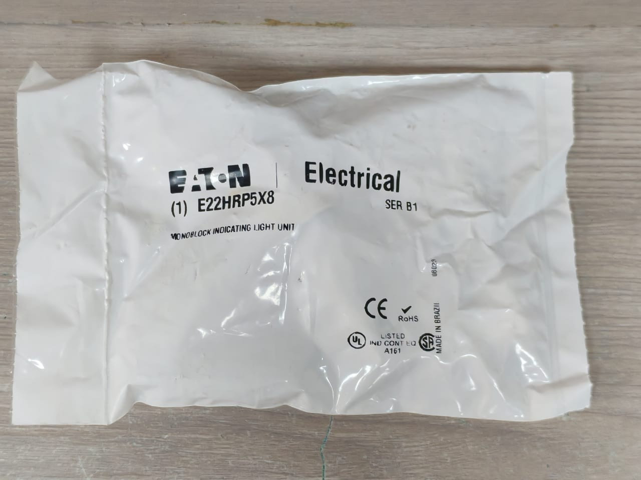 Eaton E22HRP5X8 Eaton Cutler-Hammer E22HRP5X8 White Monoblock Indicating Light Unit 9