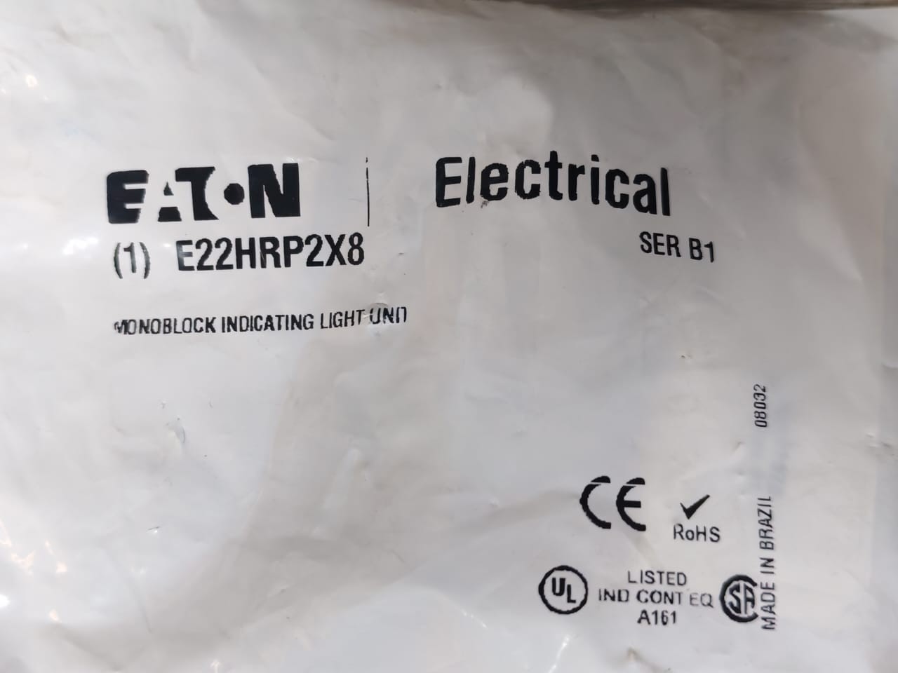 Eaton E22HRP2X8 Eaton Cutler-Hammer E22HRP2X8 Red Monoblock Indicating Light Unit 8