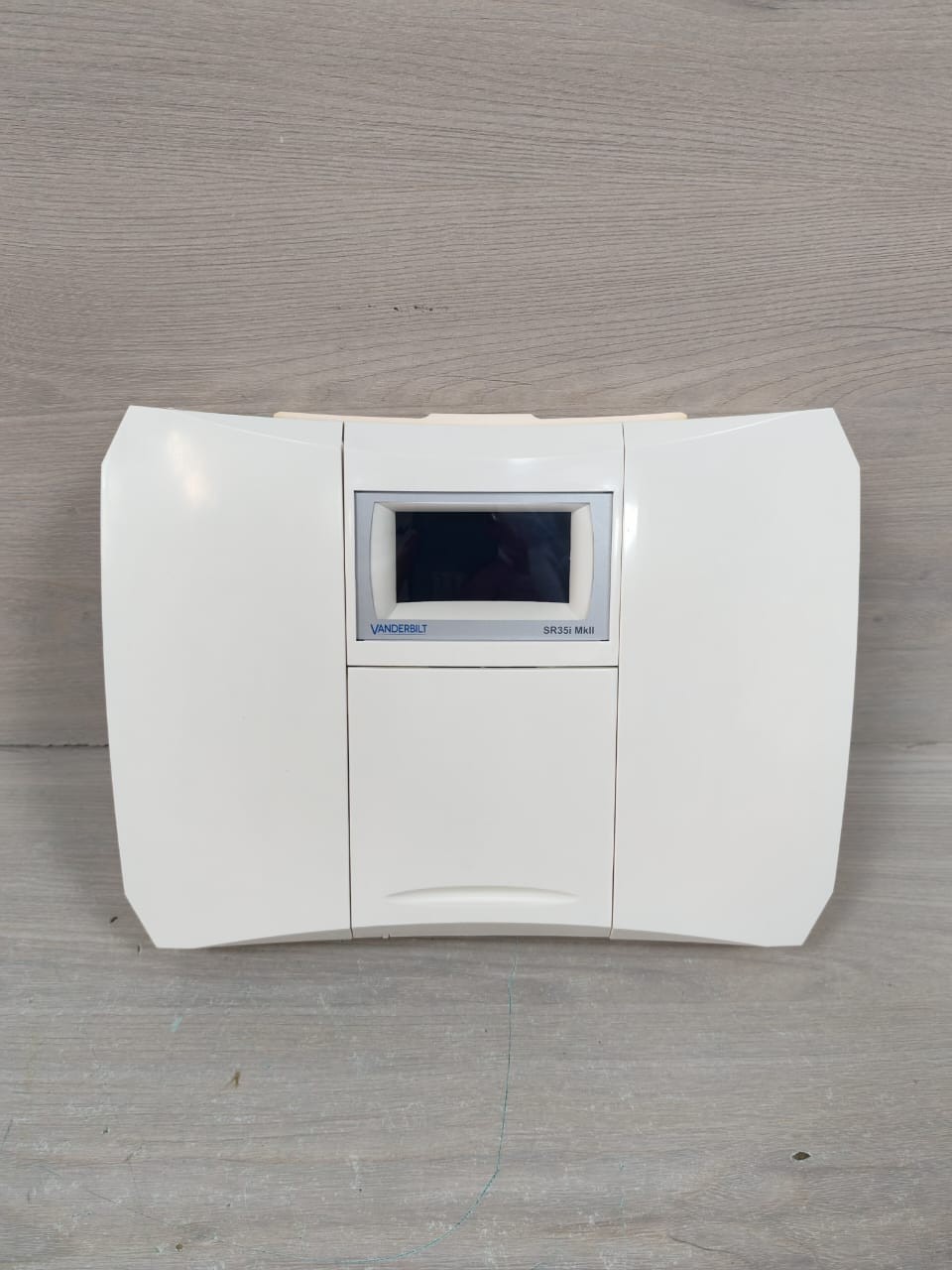 VANDERBILT PN:V54507-C1-A2 HW VER.8 VANDERBILT SR35i MKII 8 DOORS PN:V54507-C1-A2 HW VER.8 SEGMENT CONTROLLER 2