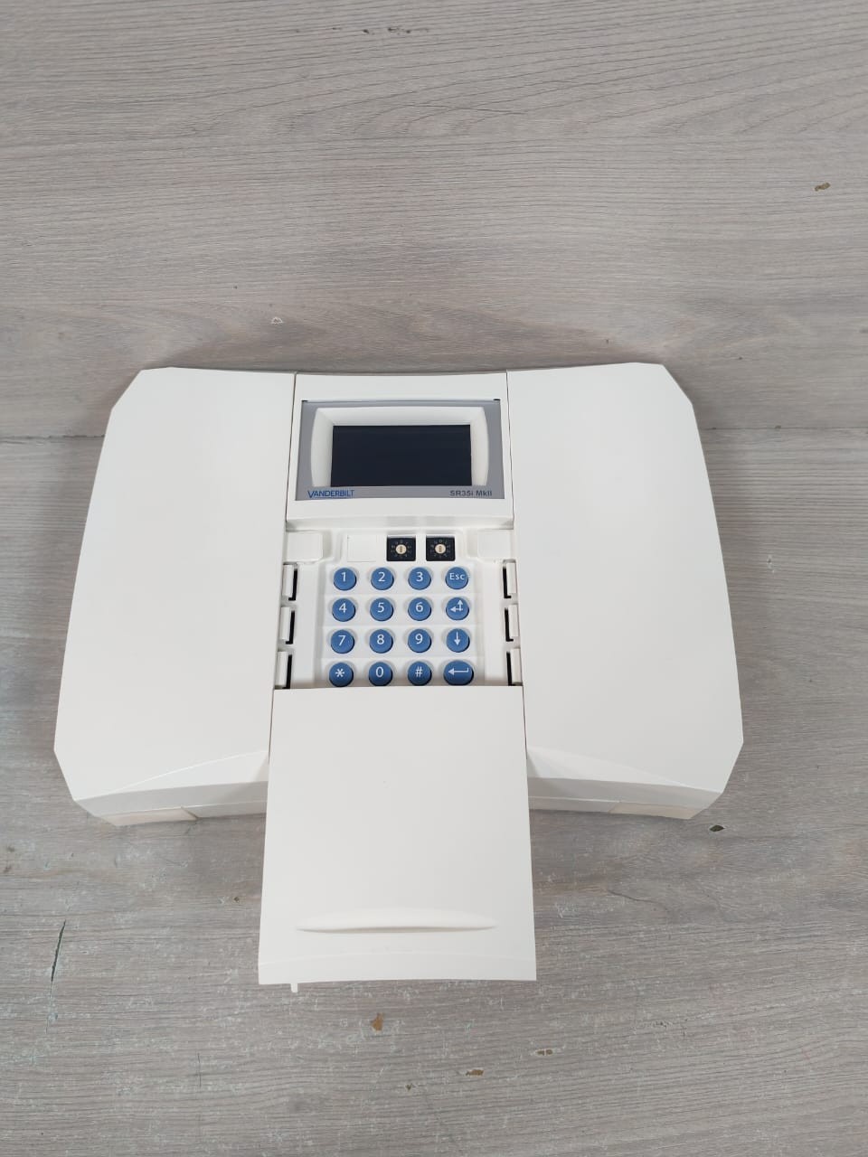 VANDERBILT PN:V54507-C1-A2 HW VER.8 VANDERBILT SR35i MKII 8 DOORS PN:V54507-C1-A2 HW VER.8 SEGMENT CONTROLLER 3