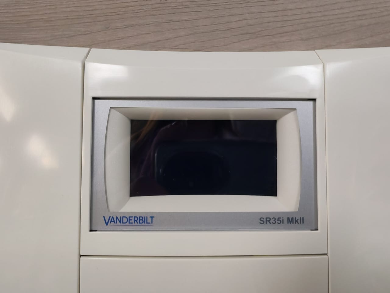 VANDERBILT PN:V54507-C1-A2 HW VER.8 VANDERBILT SR35i MKII 8 DOORS PN:V54507-C1-A2 HW VER.8 SEGMENT CONTROLLER 4