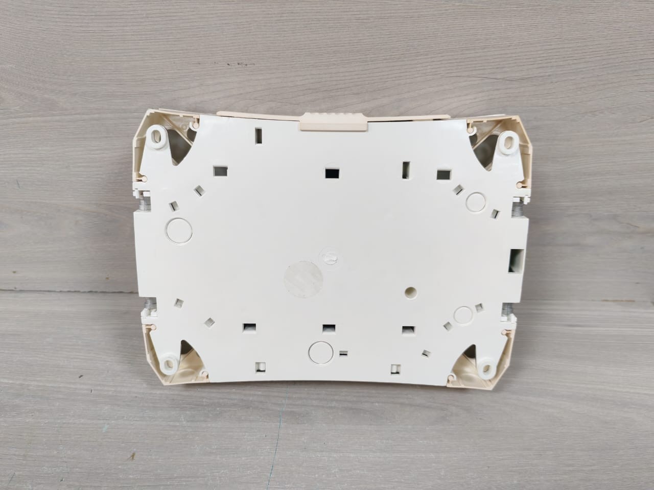 VANDERBILT PN:V54507-C1-A2 HW VER.8 VANDERBILT SR35i MKII 8 DOORS PN:V54507-C1-A2 HW VER.8 SEGMENT CONTROLLER 10