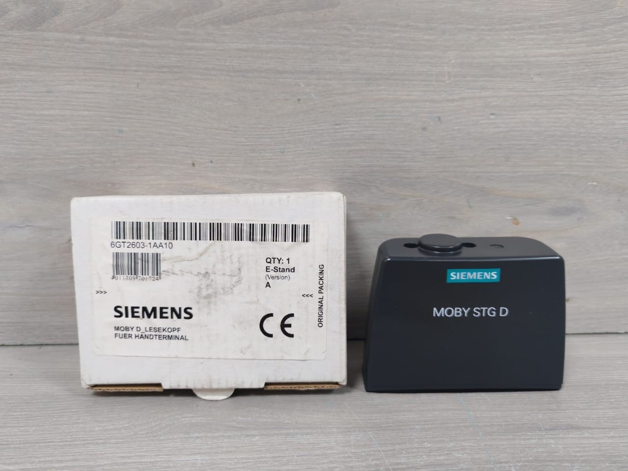 Siemens 6GT2603-1AA10 Siemens 6GT2603-1AA10 MOBY D reading head for handheld terminal STG D 2