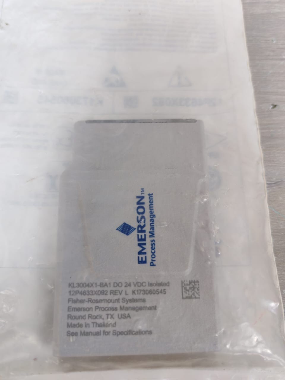 Emerson 12P4633X092 REV.L EMERSON KL3004X1-BA1 DO 24VDC 12P4633X092 REV.L ISOLATED 8