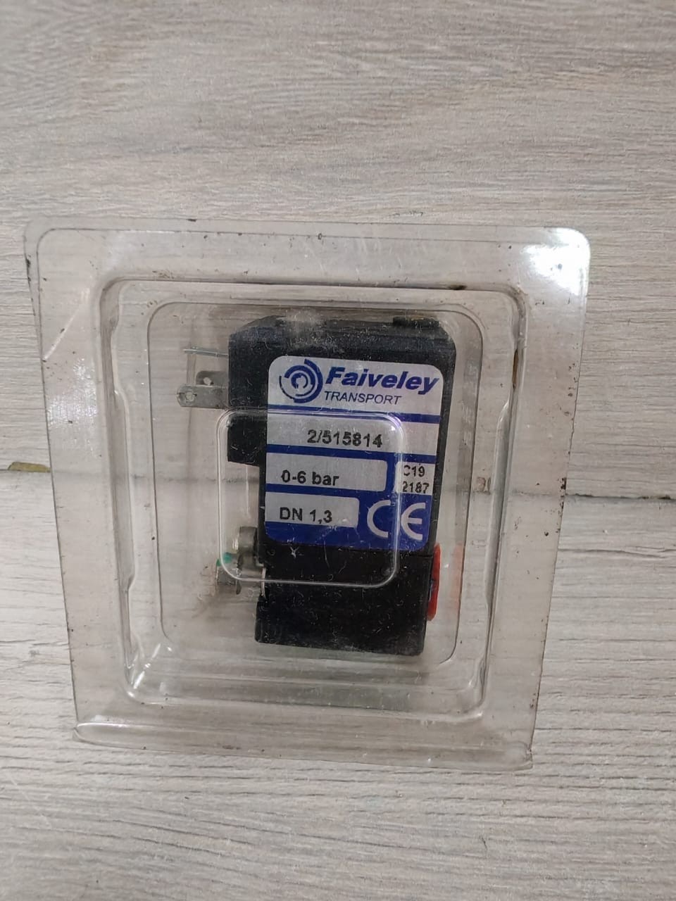 ACL V77-138 ACL 2/515814 0-6 BAR DN 1,3 SOLENOID VALVE COIL V77-138 DC 2,5W 2
