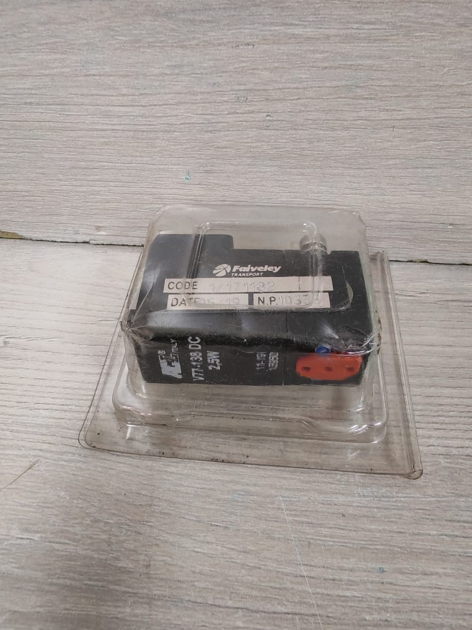 ACL V77-138 ACL 2/515814 0-6 BAR DN 1,3 SOLENOID VALVE COIL V77-138 DC 2,5W 6