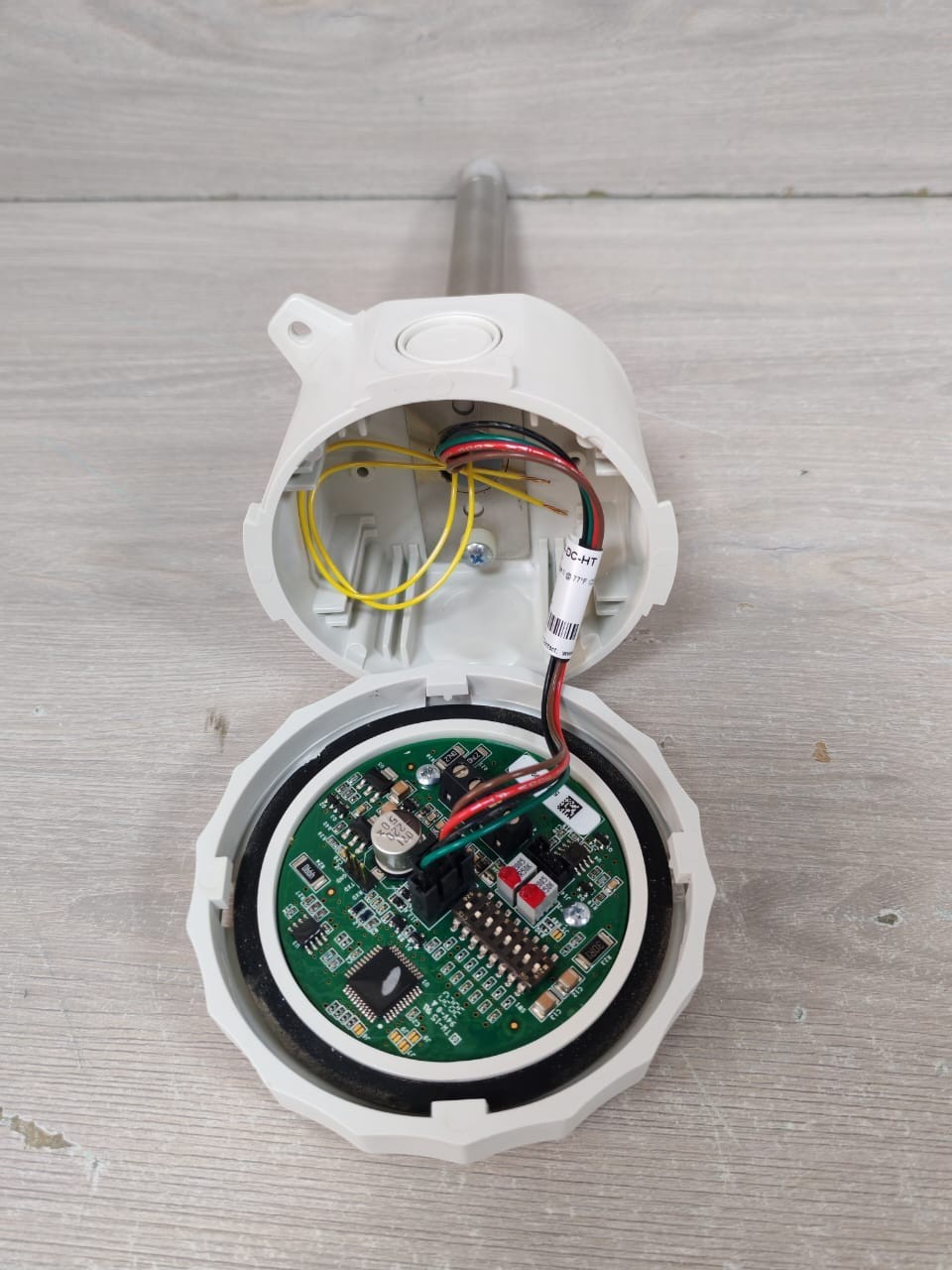 ALERTON /TREND RH-115P-NA-DC-HT ALERTON /TREND RH-115P-NA-DC-HT SERIES DUCT HUMIDITY TRANSMITTER 10VDC 4