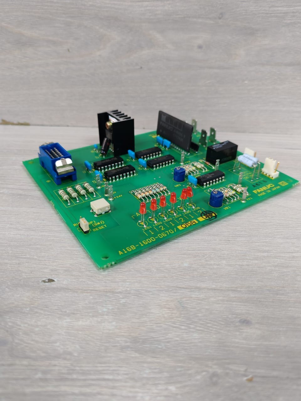 FANUC A320-1600-T672/04 FANUC A16B-1600-0670 05B / A320-1600-T672/04 PCB Card 5
